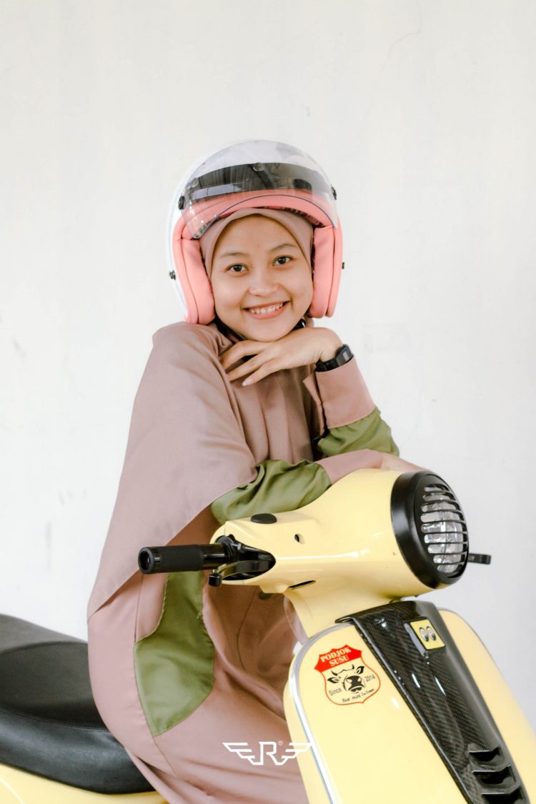 Rosa Flannel White Pastel + Visor Bogo - Gambar 15