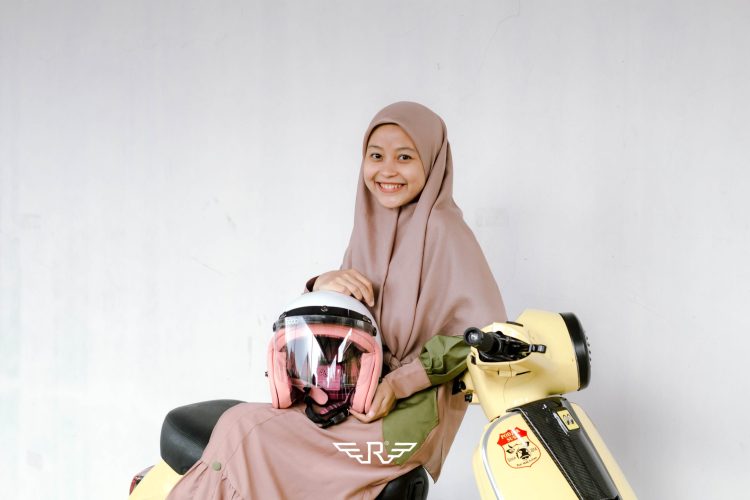 Rosa Flannel White Pastel + Visor Bogo - Gambar 14