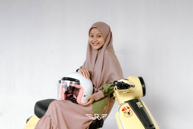 Rosa Flannel White Pastel + Visor Bogo - Gambar 9