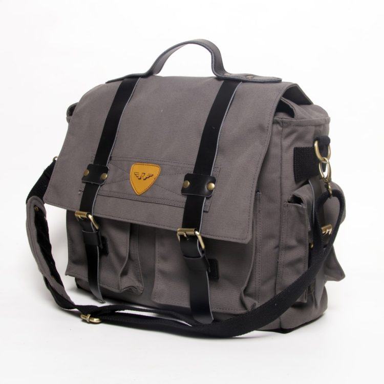 Travea Grey - Gambar 19