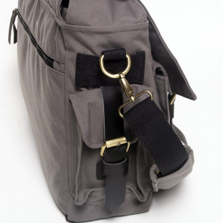 Travea Grey - Gambar 15