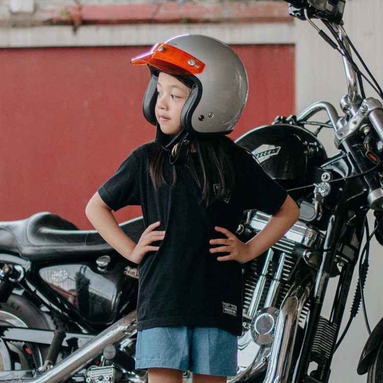 Kids Helmet Doja Silver Glossy - Gambar 2
