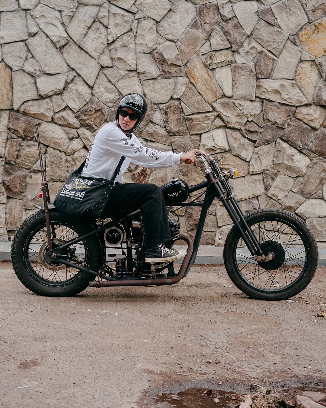 Republik Kandang Babi RIMC X RK13 Newspaper Bag - Image 8